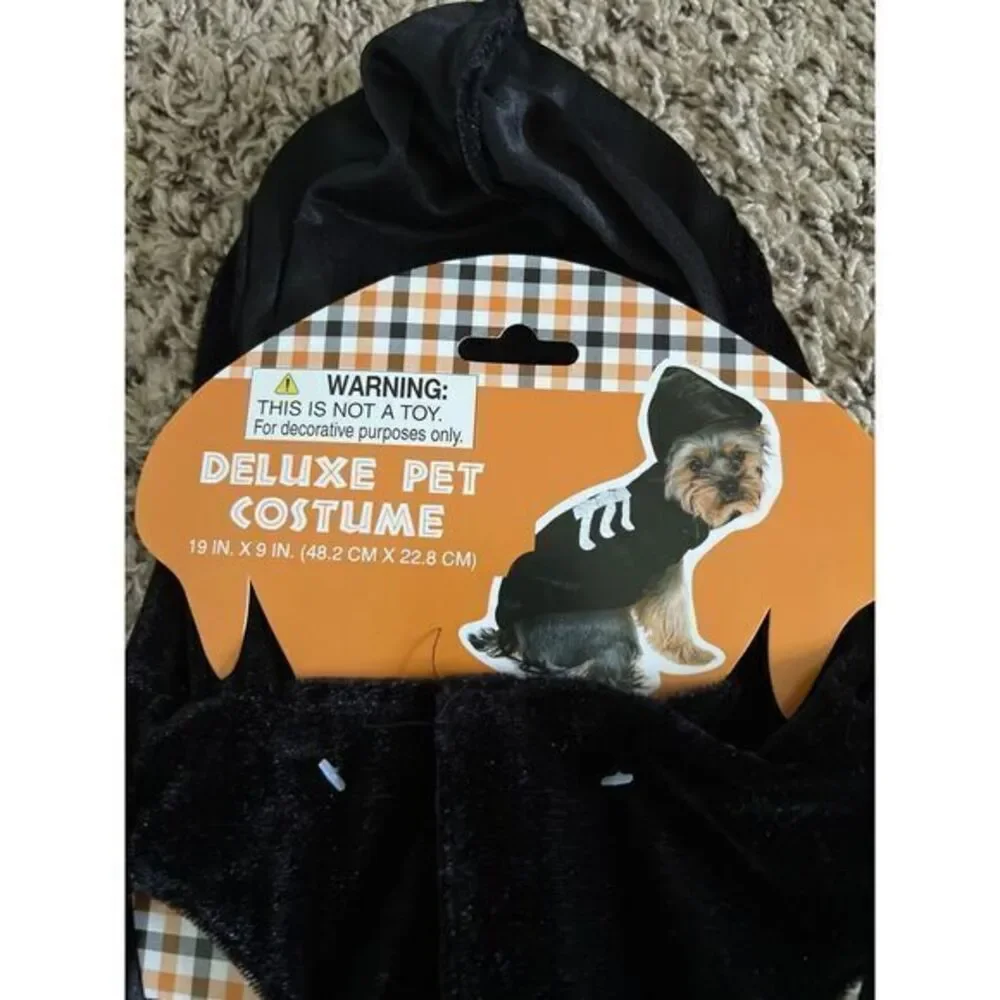 N/A nwt skelton